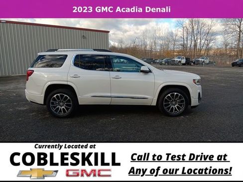 Used 2023 GMC Acadia Denali w/ Trailering Package image 2