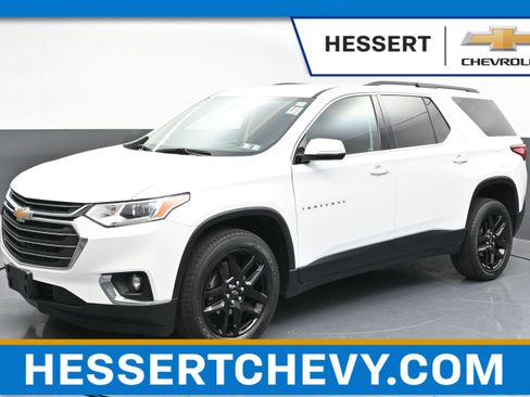 Used 2020 Chevrolet Traverse LT FWD image 1