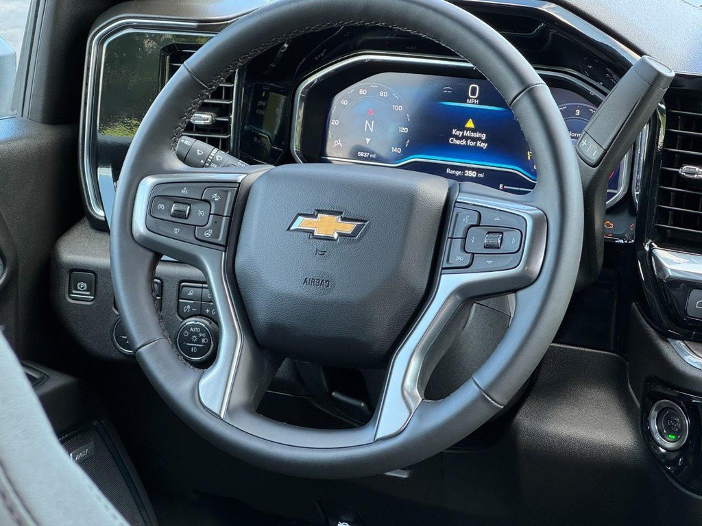 Used 2024 Chevrolet Silverado 2500 LTZ w/ LTZ Premium Package AWD/4WD image 12