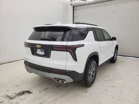 New 2026 Chevrolet Traverse LT w/ Driver Confidence Package FWD image 15