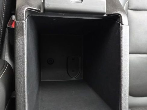 Used 2023 GMC Acadia SLT w/ Preferred Package image 54