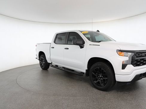 Used 2023 Chevrolet Silverado 1500 Custom image 26