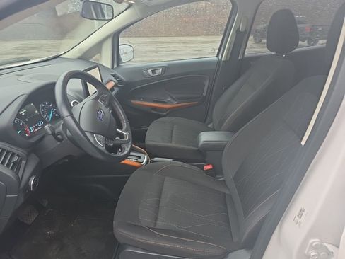 Used 2022 Ford EcoSport SE w/ SE Convenience Package image 10