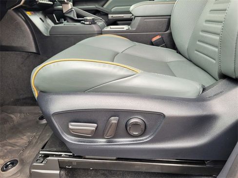 Used 2024 Toyota Tacoma Trailhunter image 21