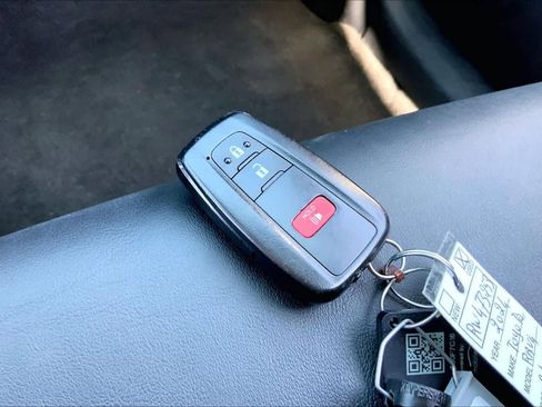 Used 2024 Toyota RAV4 Adventure image 14