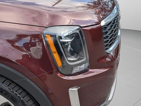 Used 2020 Kia Telluride S w/ S 8 Passenger Seating Package image 11
