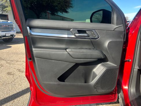 Certified 2025 GMC Terrain Elevation w/ Technology Package II image 28