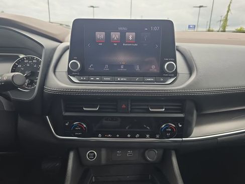 Used 2023 Nissan Rogue SV w/ SV Premium B Package AWD/4WD image 24