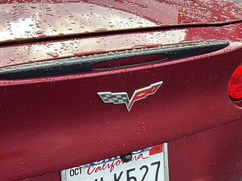 Used 2006 Chevrolet Corvette Base w/ Preferred Equipment Group image 12