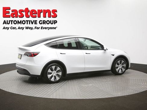 Used 2021 Tesla Model Y 2WD image 39