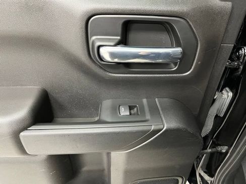 Used 2022 Chevrolet Silverado 1500 Custom AWD/4WD image 43