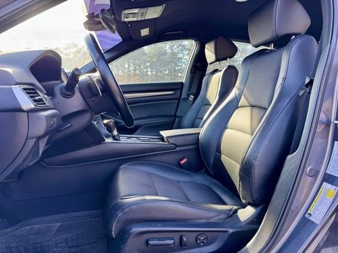 Used 2019 Honda Accord Sport image 27