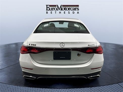 Used 2025 Mercedes-Benz E 350 4MATIC Sedan image 4