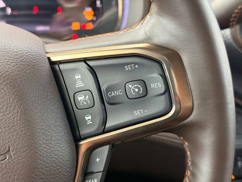 Used 2025 RAM 3500 Longhorn image 49