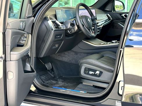New 2026 BMW X5 sDrive40i w/ Climate Comfort Package image 10