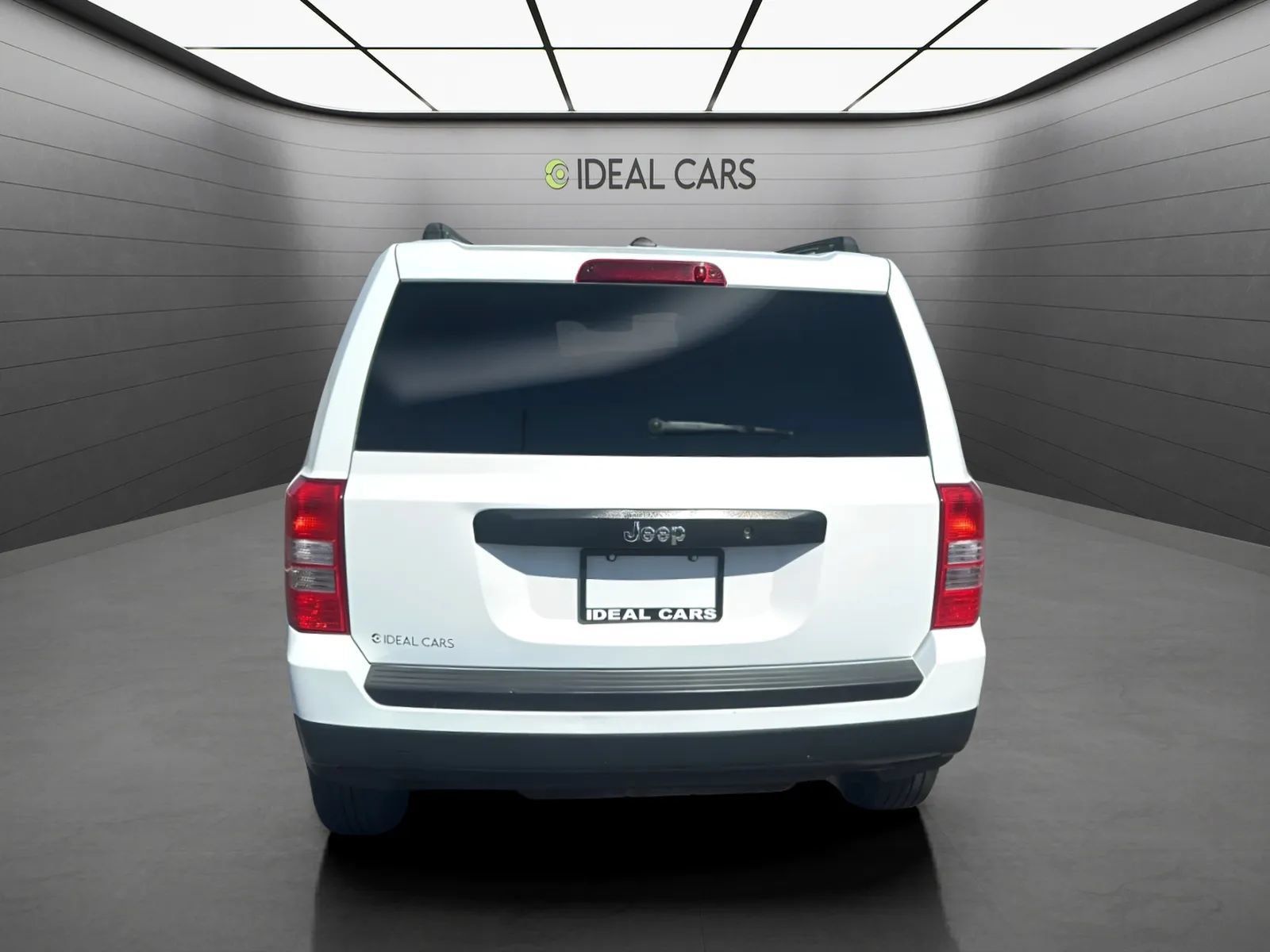 Used 2017 Jeep Patriot Sport FWD image 6