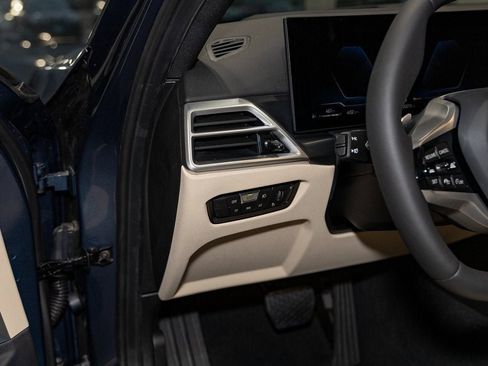 Used 2026 BMW 330i xDrive Sedan w/ Premium Package image 14