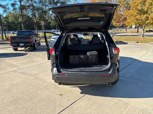 New 2025 Toyota RAV4 XLE image 27