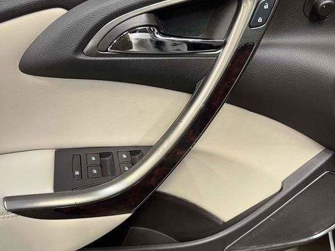 Used 2015 Buick Verano FWD image 51