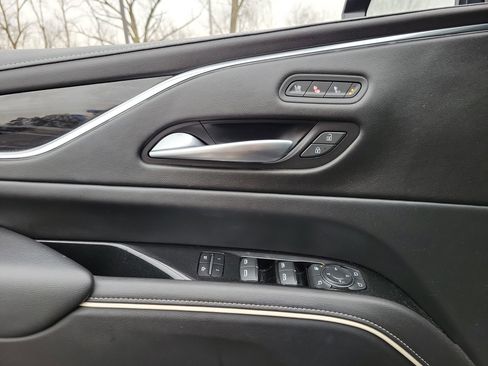 Used 2023 Cadillac Escalade Sport image 17