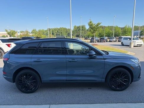 Used 2023 Lincoln Corsair Reserve w/ Equipment Group 201A AWD/4WD image 7