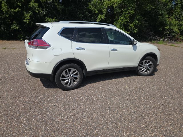 Used 2015 Nissan Rogue SL w/ SL Premium Package AWD/4WD image 16