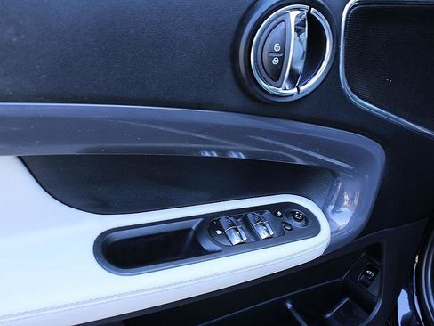 Used 2017 MINI Cooper Countryman S image 9