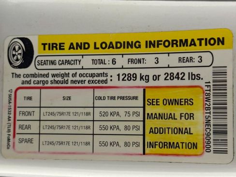 Used 2022 Ford F250 XL w/ Power Equipment Group AWD/4WD image 17