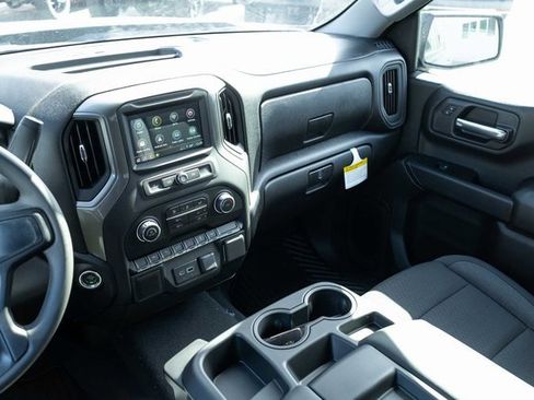 New 2026 Chevrolet Silverado 1500 Custom w/ LPO, Dark Essentials Package image 17