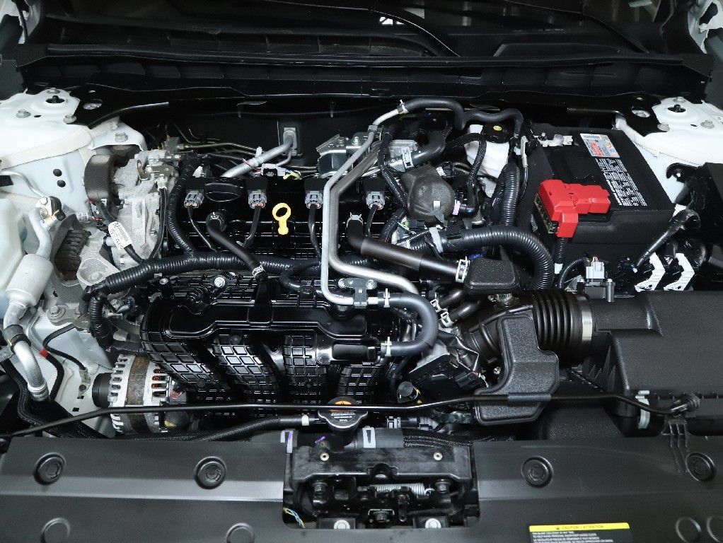 Certified 2025 Nissan Altima 2.5 SR AWD/4WD image 35