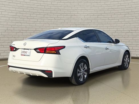 Used 2025 Nissan Altima 2.5 S image 5