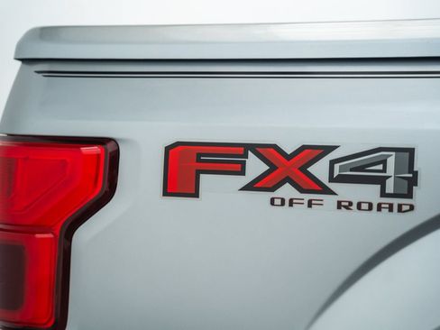 Used 2020 Ford F150 Lariat w/ Equipment Group 502A Luxury AWD/4WD image 21
