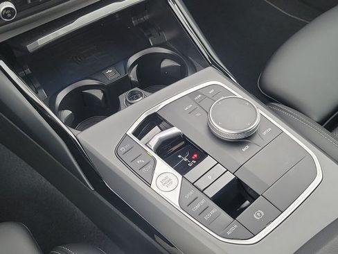 Used 2025 BMW 230i Coupe w/ M Sport Package RWD image 25