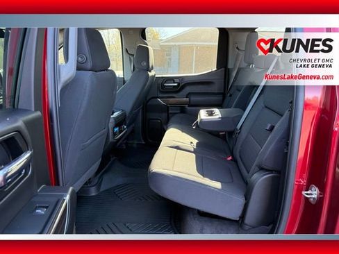 Used 2021 Chevrolet Silverado 1500 LT Trail Boss image 17