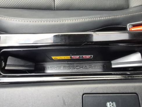 Used 2024 Toyota Prius XLE AWD/4WD image 36
