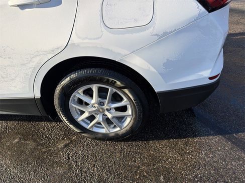 Used 2022 Chevrolet Equinox LT image 6