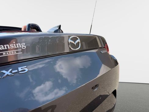 Used 2023 MAZDA MX-5 Miata Grand Touring RWD image 20