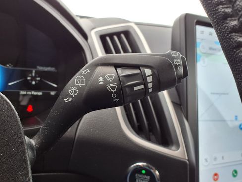 Used 2022 Ford Edge SEL w/ Convenience Package image 22