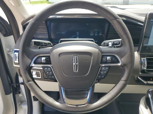 Used 2024 Lincoln Navigator L Black Label AWD/4WD image 14