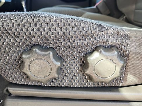 Used 2012 Nissan Frontier SV w/ Sport Appearance Pkg image 24