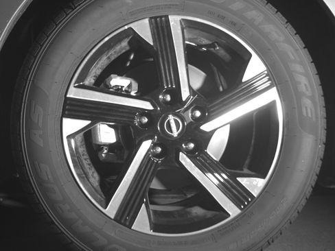 Used 2025 Nissan Sentra SV FWD image 12