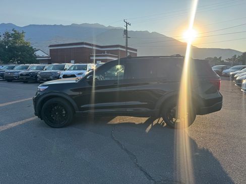 Used 2020 Ford Explorer ST w/ Premium Technology Package AWD/4WD image 2