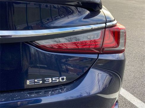 Certified 2023 Lexus ES 350 w/ Premium Package image 31