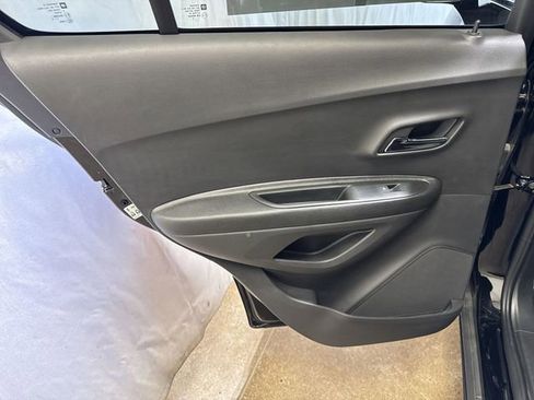 Certified 2020 Chevrolet Trax Premier FWD image 24