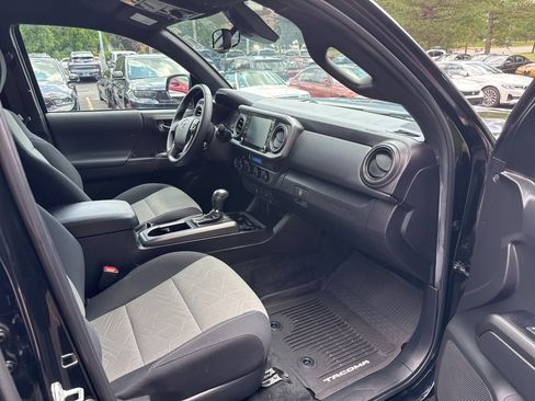 Used 2023 Toyota Tacoma TRD Off-Road image 56