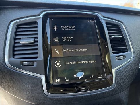 Used 2020 Volvo XC90 T5 Momentum image 22