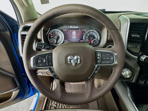 Used 2025 RAM 1500 Laramie AWD/4WD image 15
