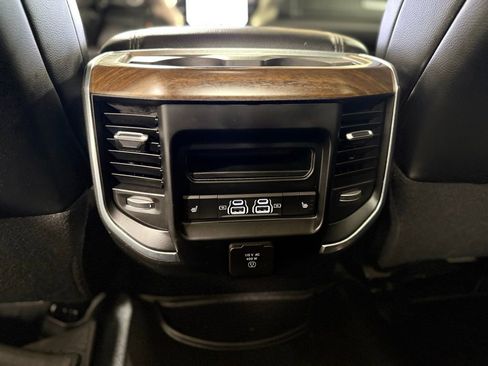 Used 2024 RAM 3500 Laramie AWD/4WD image 21