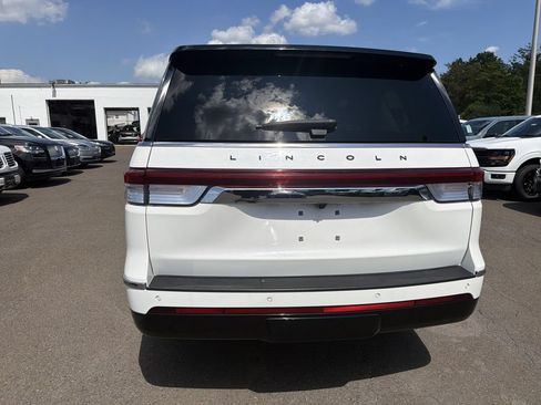 Certified 2023 Lincoln Navigator Black Label AWD/4WD image 4