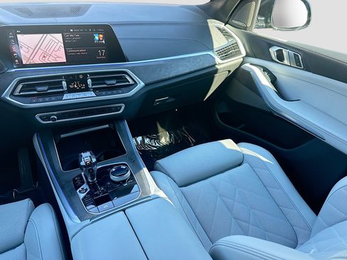 Certified 2023 BMW X5 sDrive40i w/ Premium Package image 24